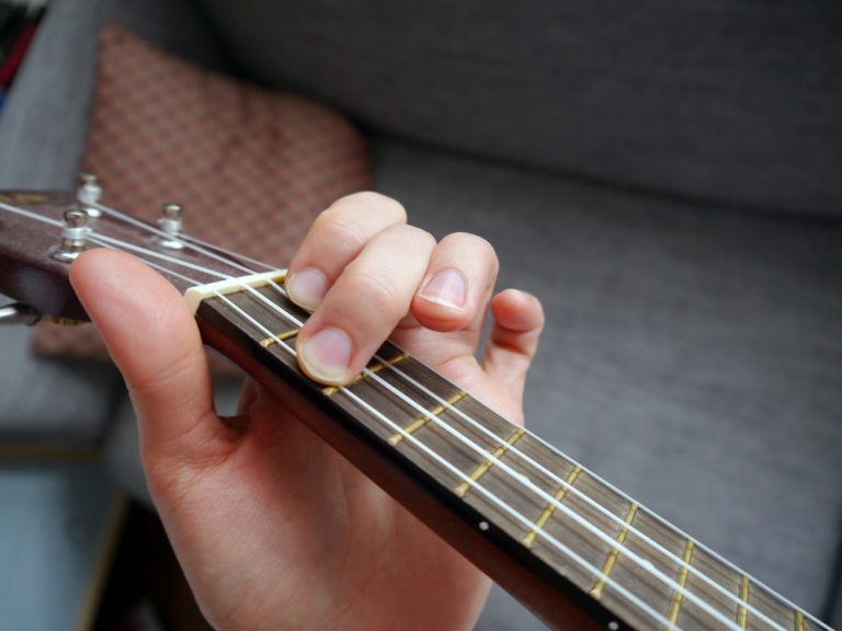 Ukulele Akkorde lernen Die besten Tipps für Anfänger Sommerdiebe